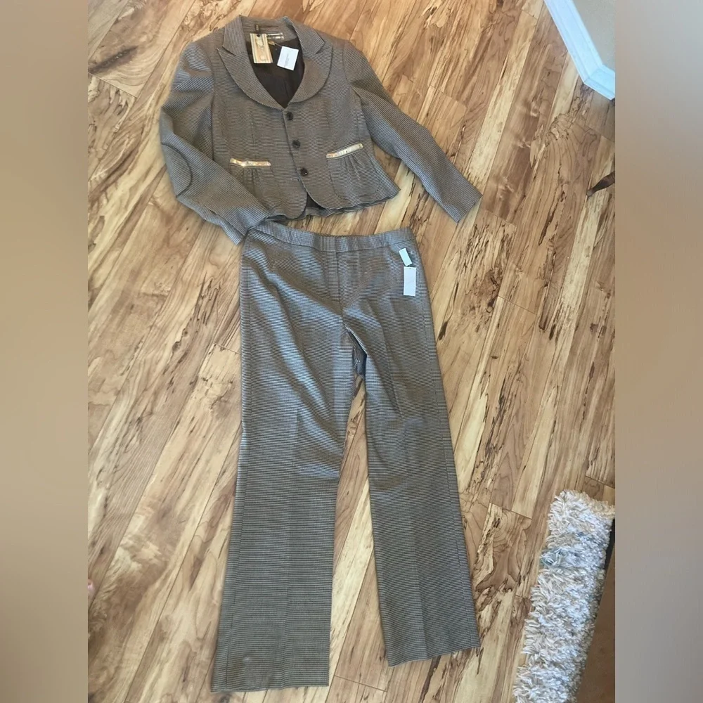 Allen by Allen Schwartz 2 pc suit womens 14 NWT Carmel/brown gold sequence on